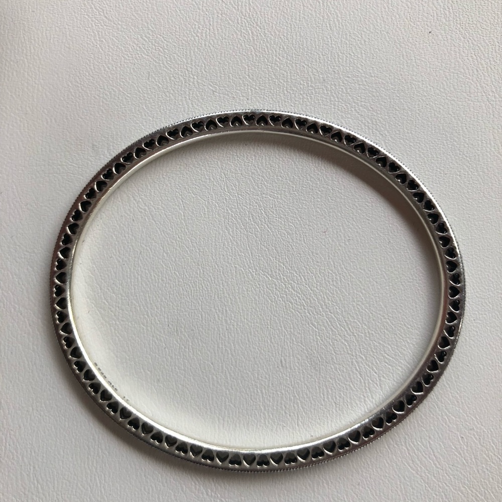 HEARTS OF PANDORA BANGLE
